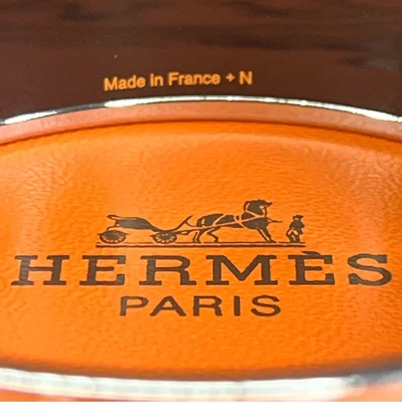 🔥SALE Hermes Enamel GM Bangle Horse Motif Bracelet Cloisonné Metal Multicolor - Picture 6 of 8